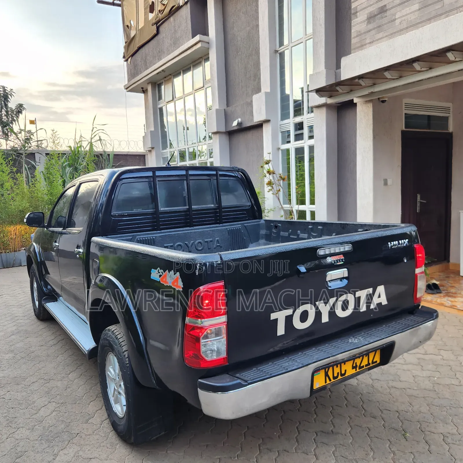 Toyota Hilux 3.0 D-4D 4x4 2014 Black