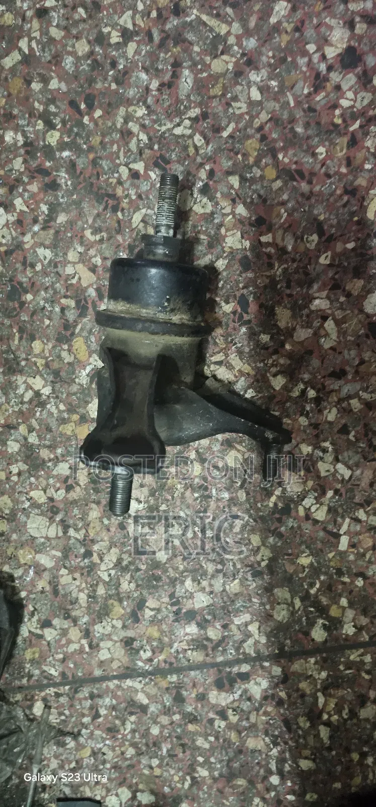 Toyota Harrieh Ingine Mounting