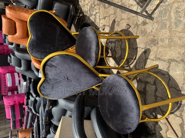 Manicure Love Chairs - thumbnail 3