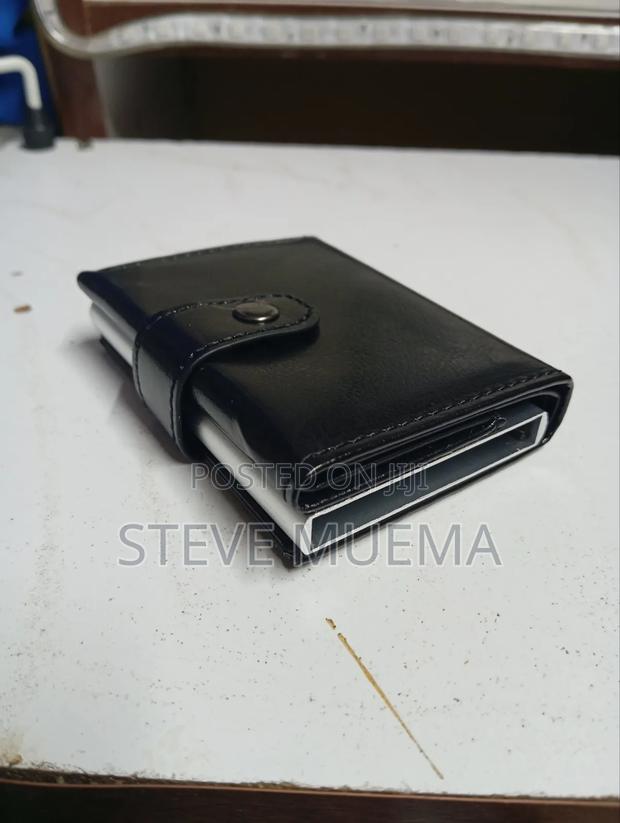 Pop Up Cardholder With Wallet. - thumbnail 4