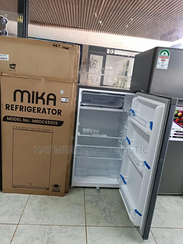 Mika Mini Fridge - thumbnail 3