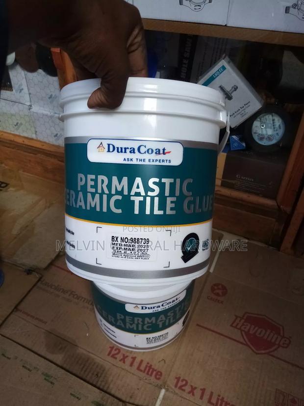 Duracoat Ceramic Tile Glue 4kg - main view