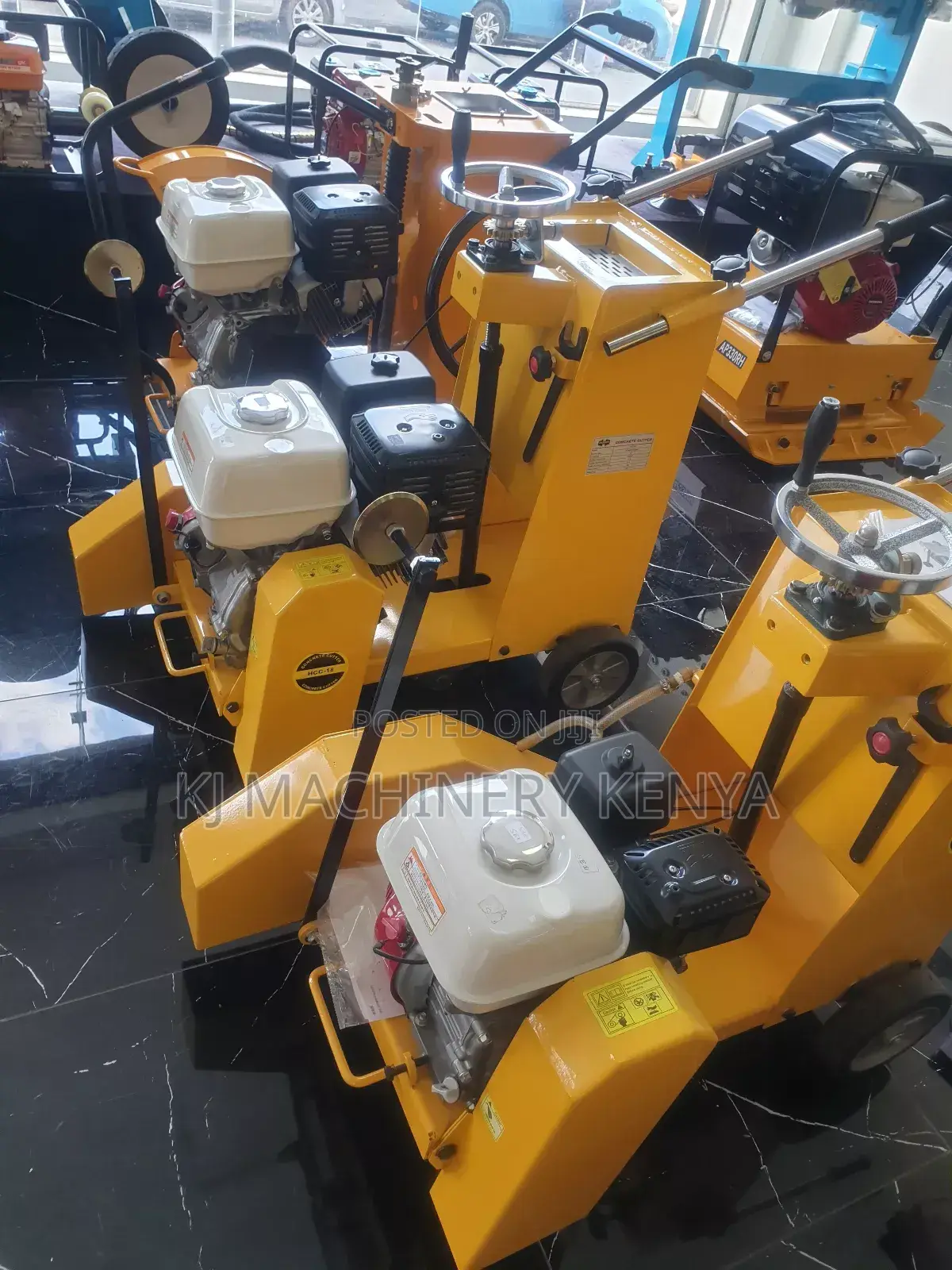Powful Road Cutter Machine Withhonda Engine