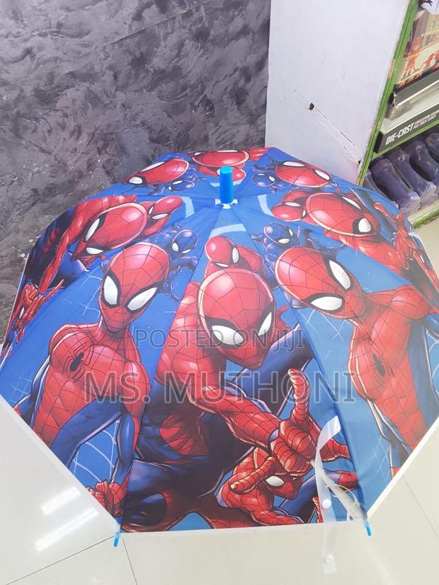 Kids Cartoon Themed Umbrella - thumbnail 4