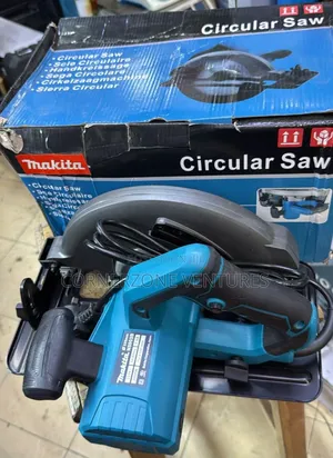 Makita 9" Circular Saw