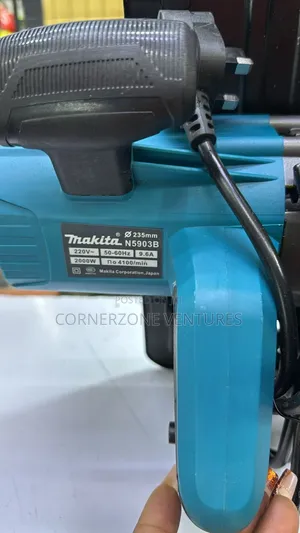 Makita 9" Circular Saw