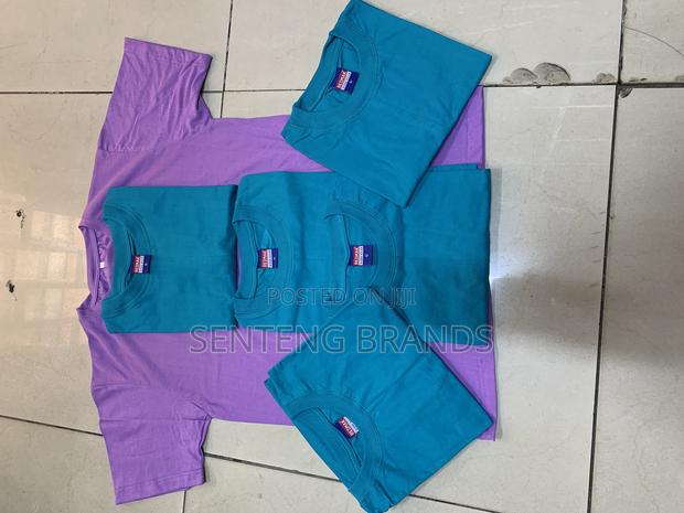 Plain Tshirts - thumbnail 3