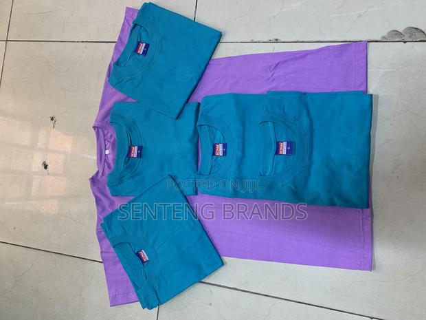 Plain Tshirts - thumbnail 3
