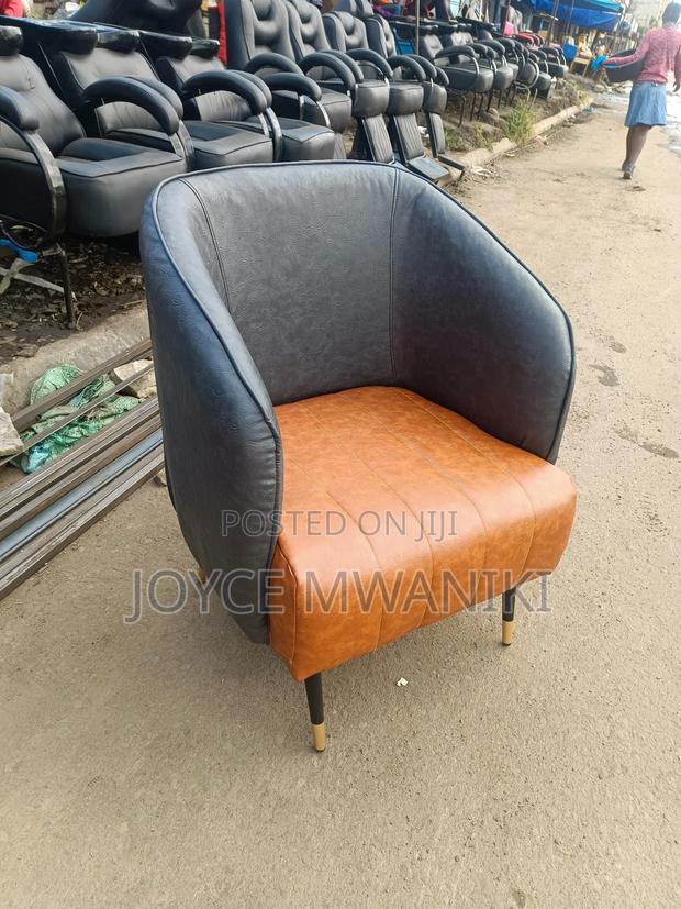 Pedicure or Reception Seats, Gold and Black - main view