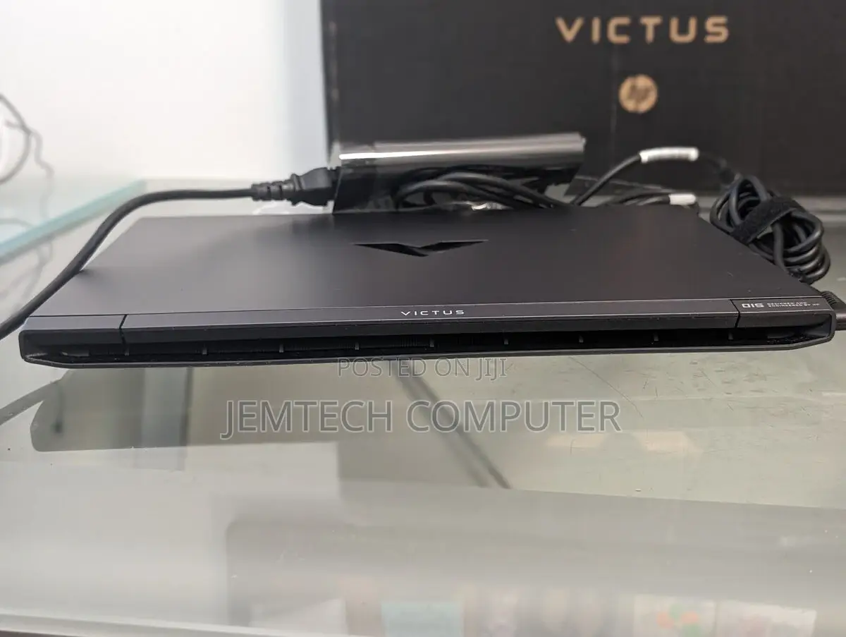 New Laptop HP Victus 15 8GB Intel Core I5 SSD 512GB