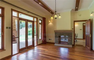 5bdrm Villa in Karen for rent