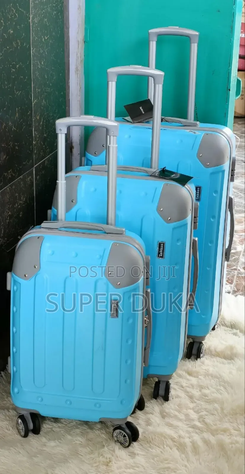 3 in 1 Luxurious Fibre Suitcase. Suit Case Bag