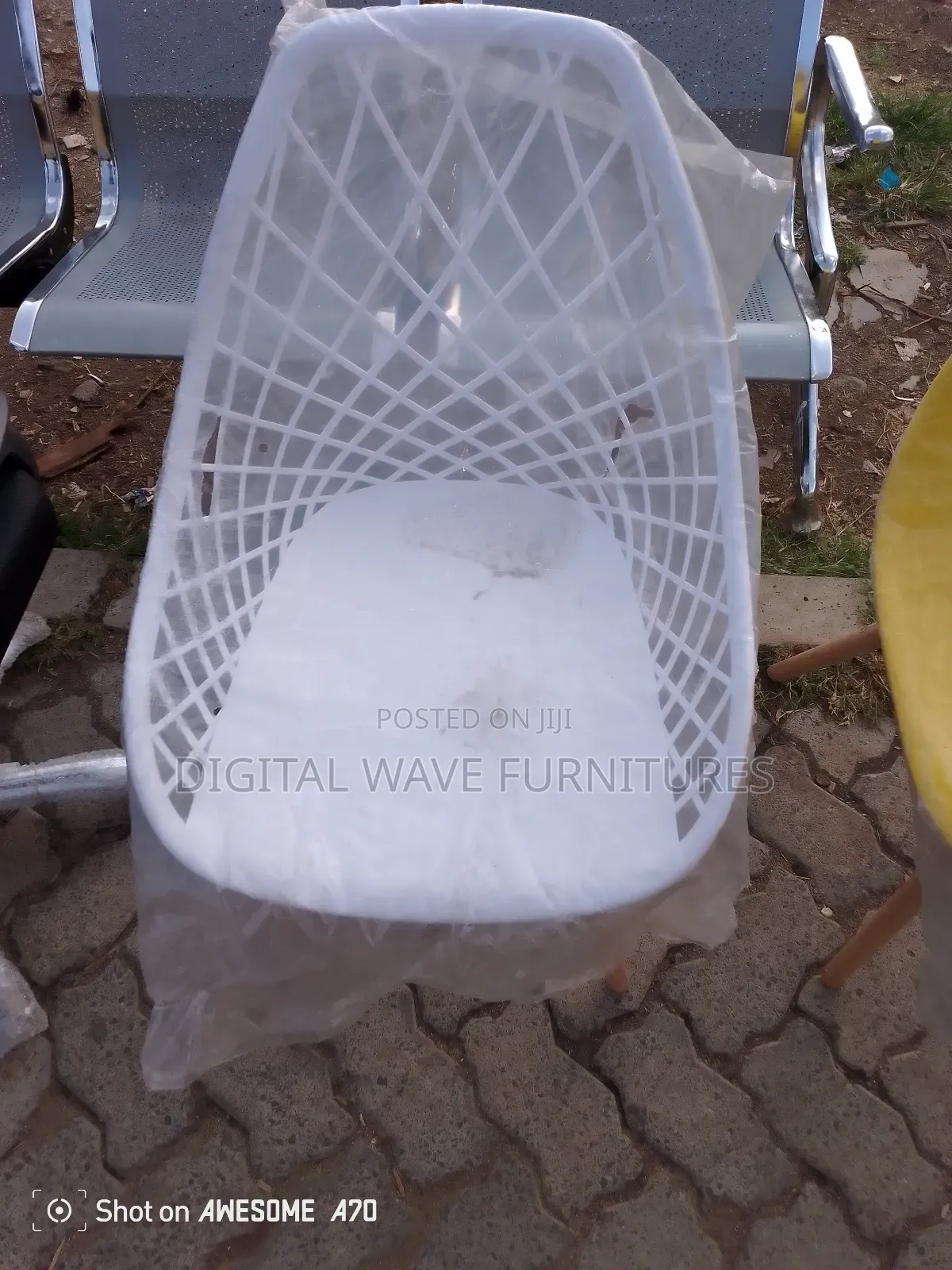 Comfortable Chair, White in Color