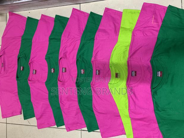 Plain Tshirts - thumbnail 2