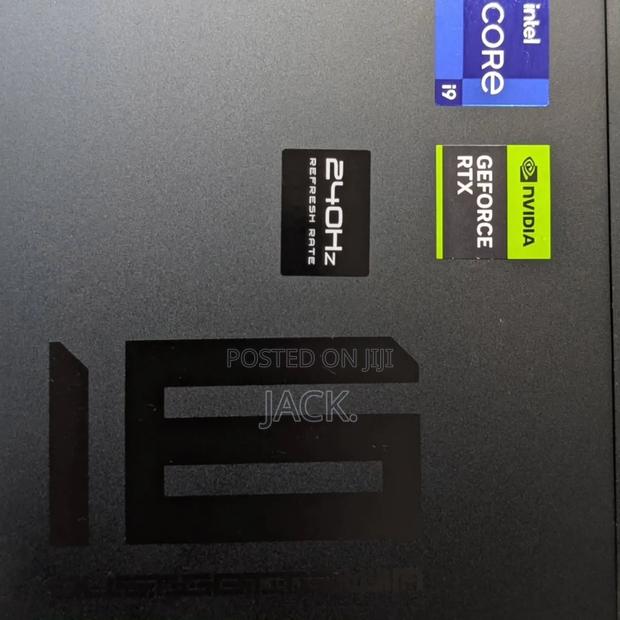 Laptop HP Omen 16 16GB Intel Core I9 SSD 1T - thumbnail 3