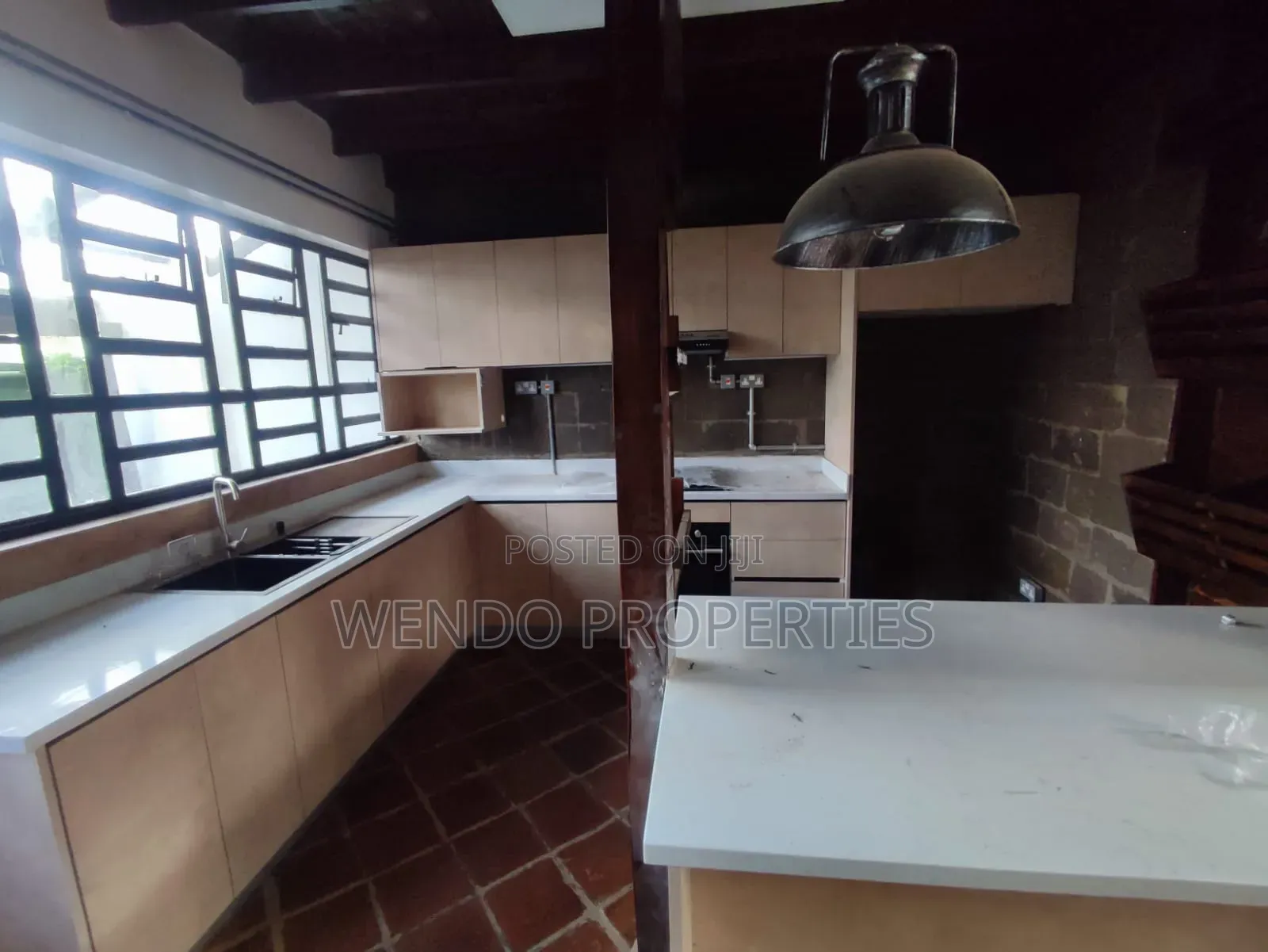 4bdrm Chalet in Karen C for rent
