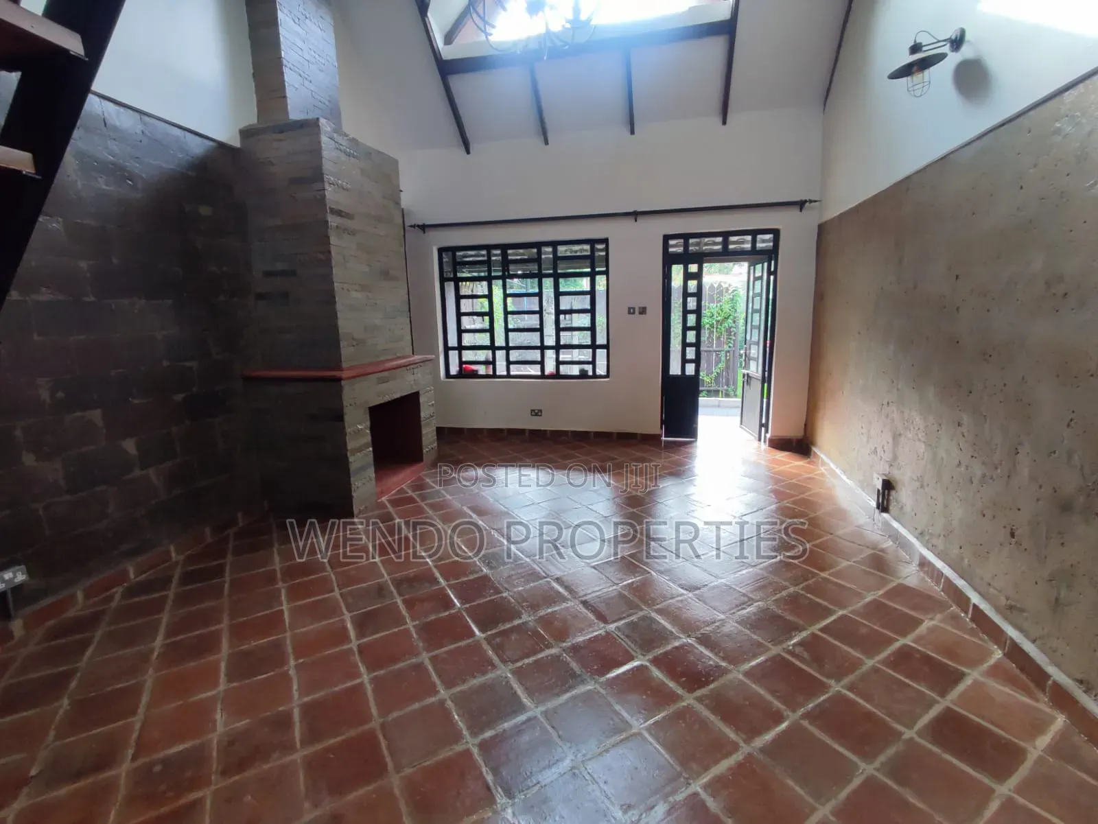 4bdrm Chalet in Karen C for rent