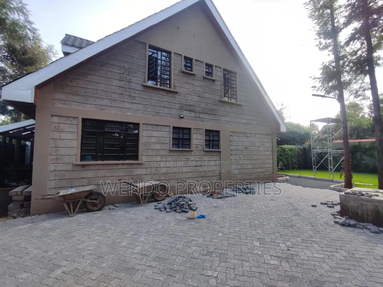 4bdrm Chalet in Karen C for rent