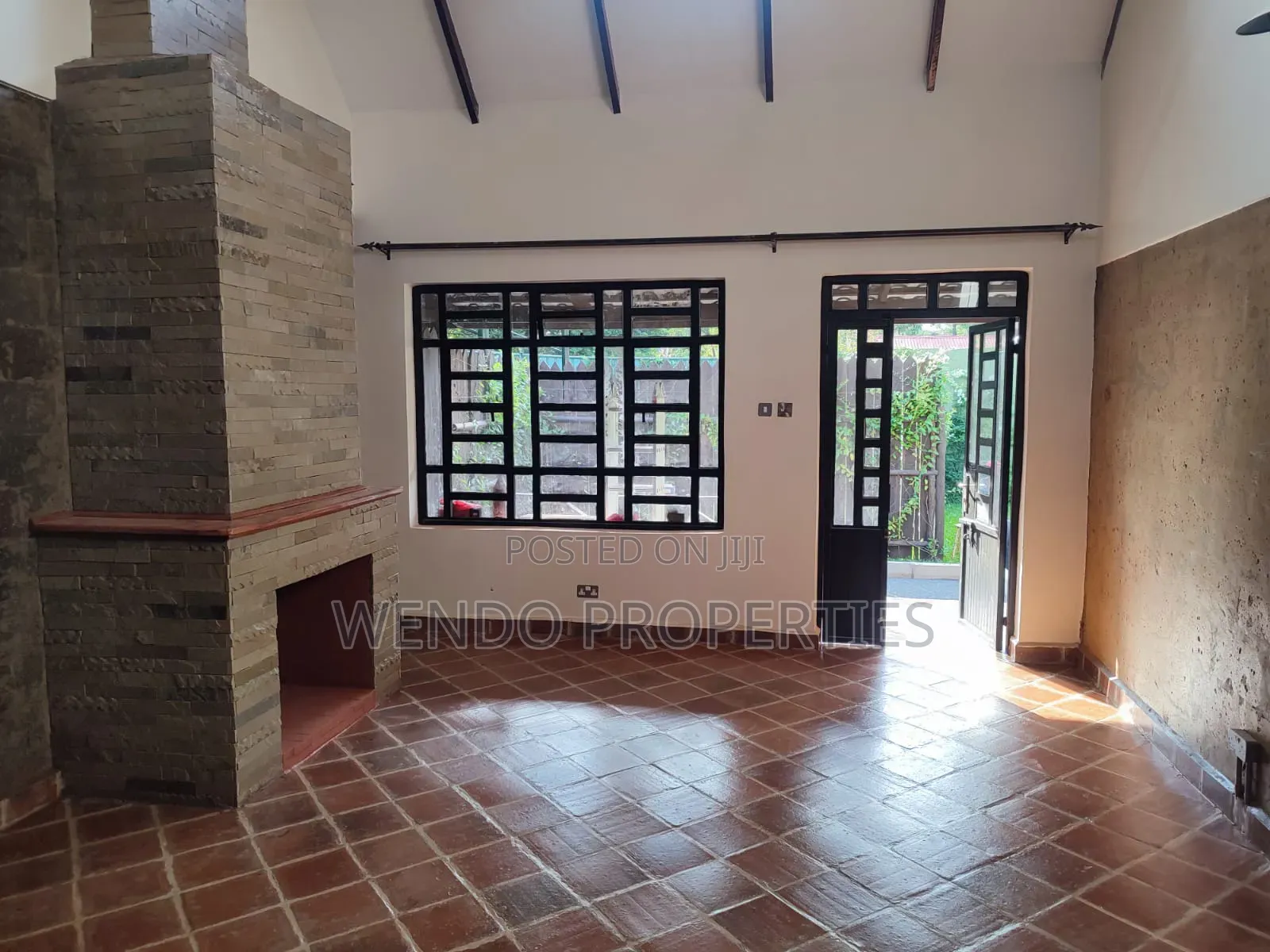 4bdrm Chalet in Karen C for rent