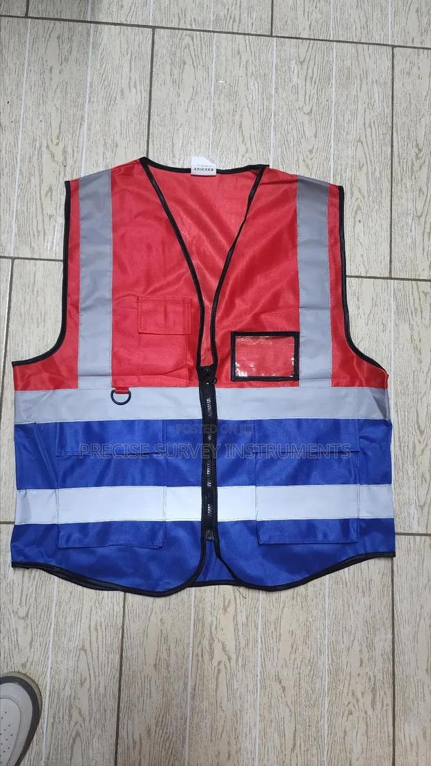 Safety Reflectors With Pockets