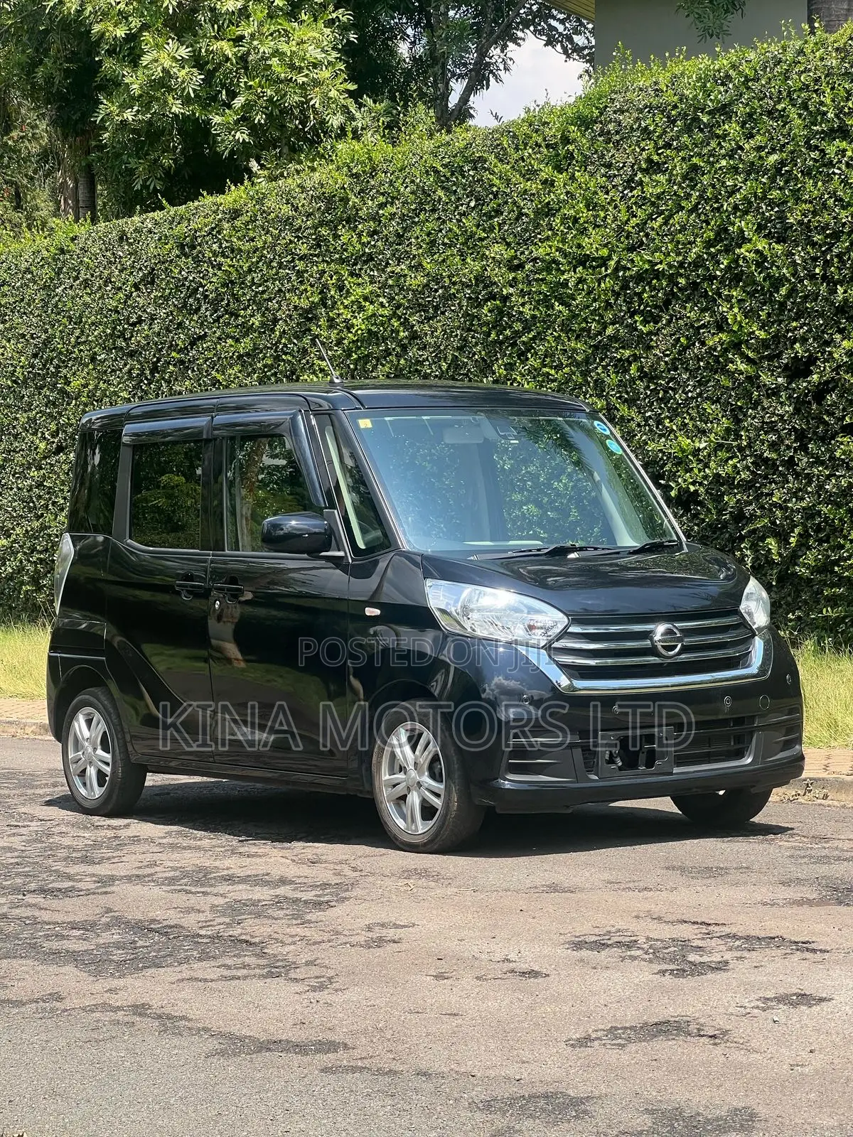 Nissan Dayz Roox 2018 Black