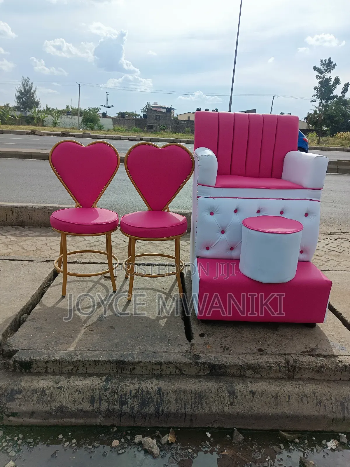 Pedicure Seat Single and 2 Manicure Seats 
