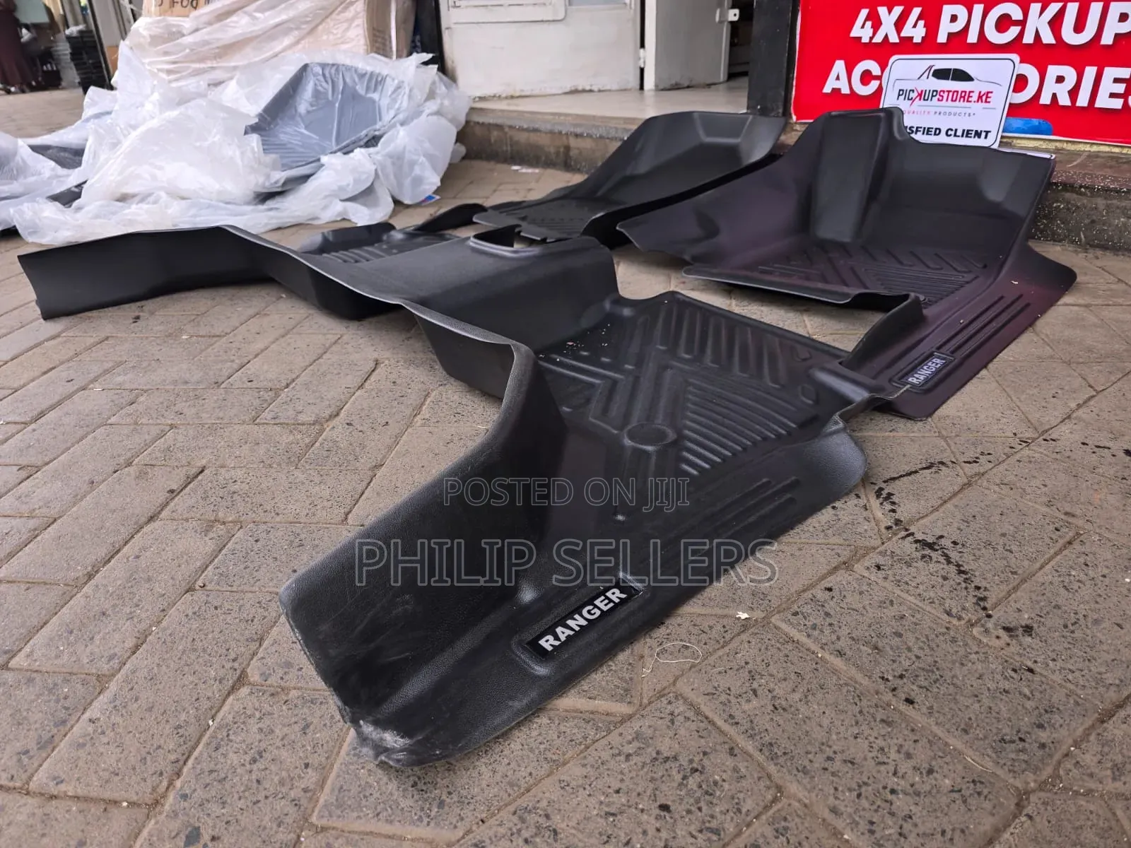 Toyota Hilux 5d All Weather Floor Mats