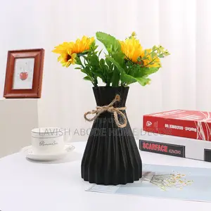 Black Flower Vase