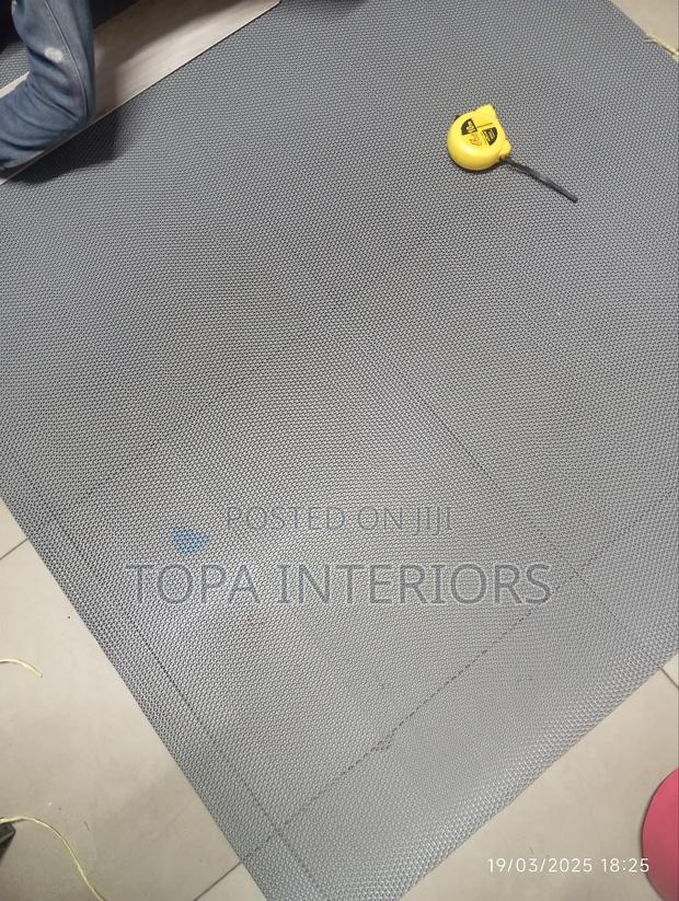 Slippery Tiles Antislip Floor Mats Rugs for Indoor and Outdoor Use