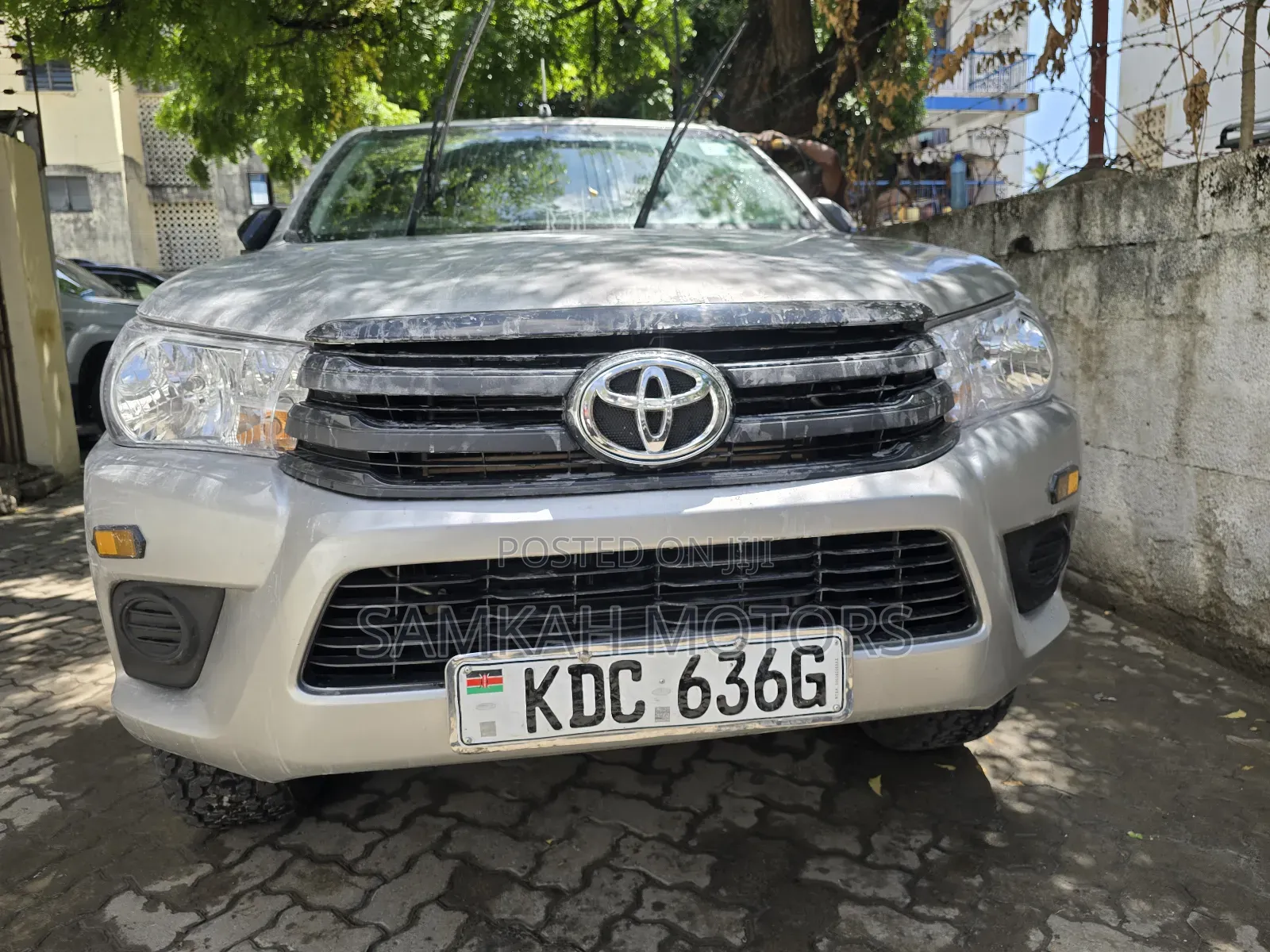 Toyota Hilux 2020 Gray
