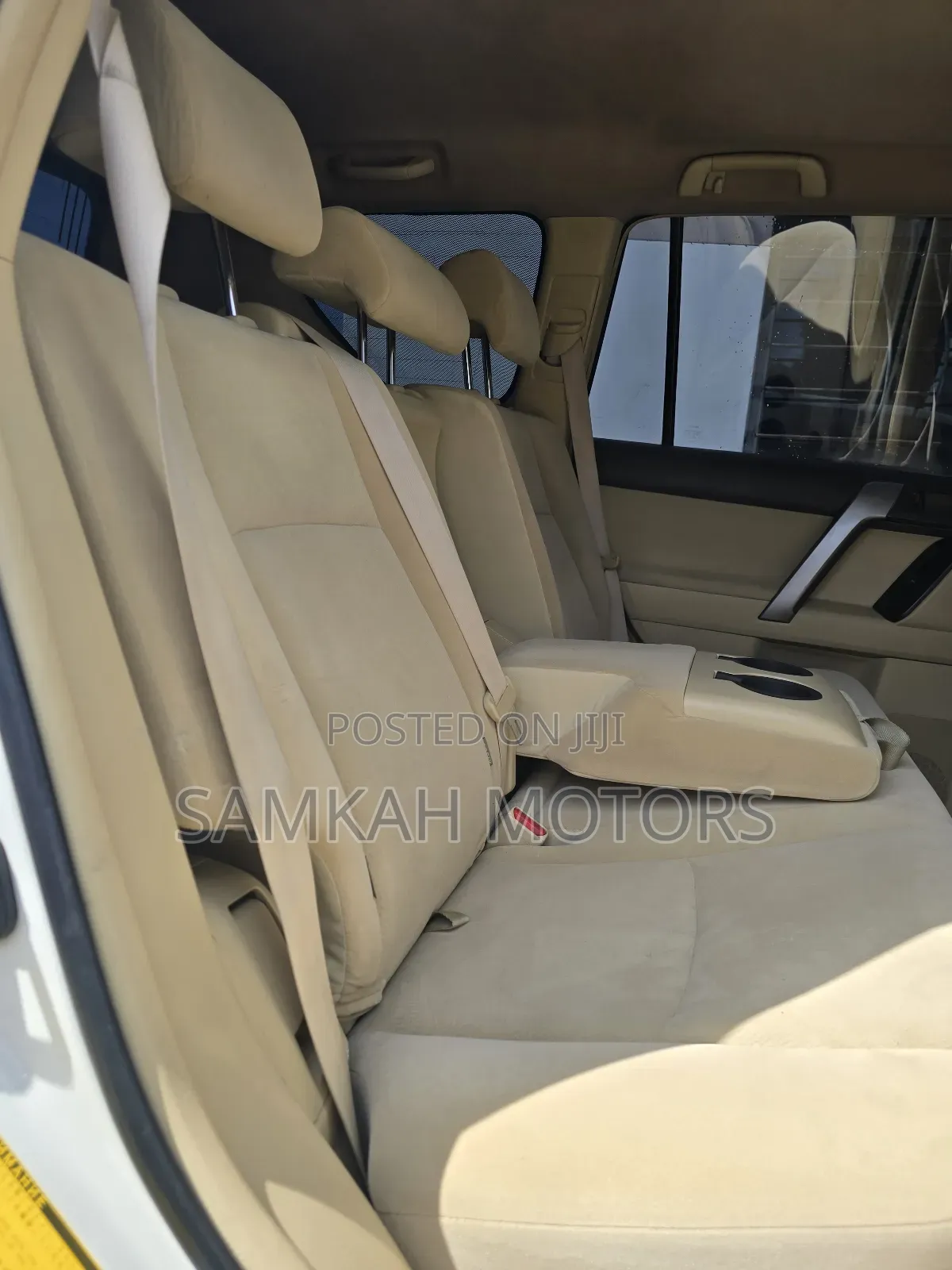 Toyota Land Cruiser Prado 2015 White