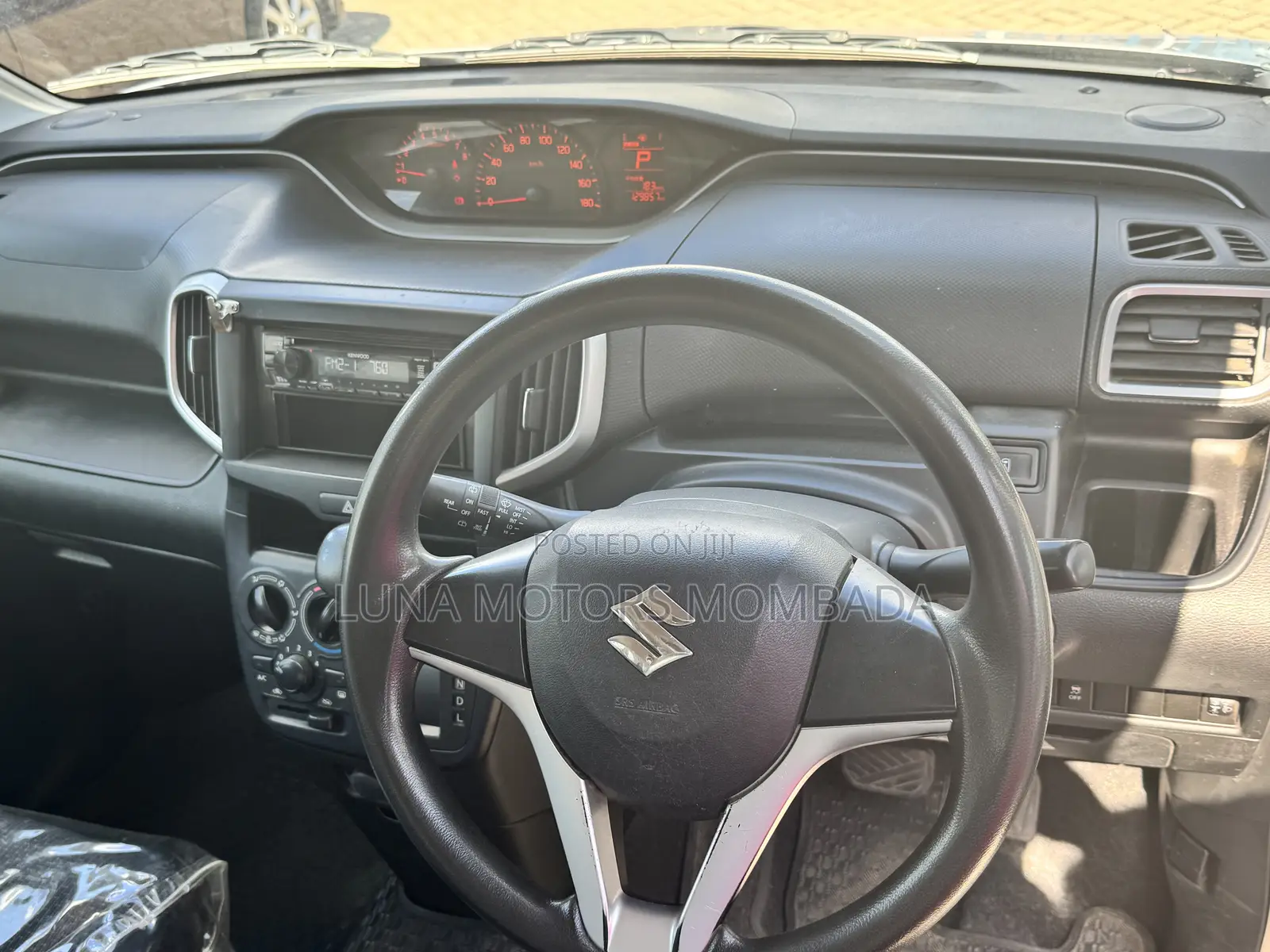 Suzuki Solio 2018 Silver