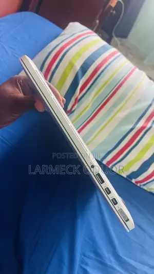 Laptop Apple MacBook Pro 16GB Intel Core i7 SSD 512GB