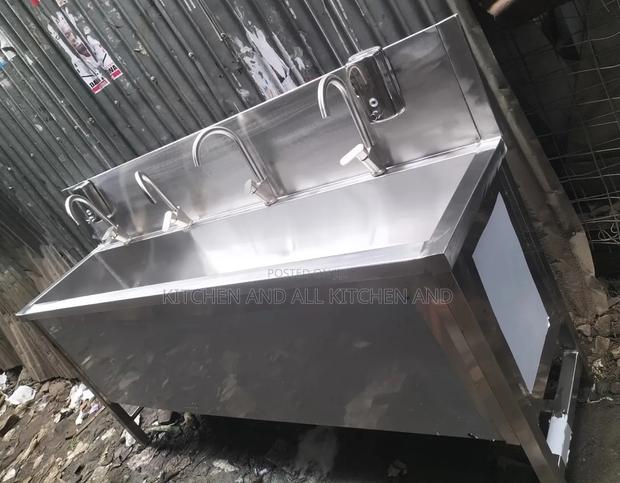 Steadfast Ss Trough Sink