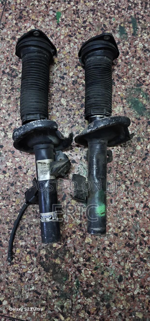 Mazda Axela /Primacy 2010 Shocks