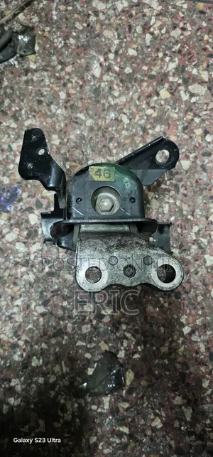 Noah 3zr Mounting