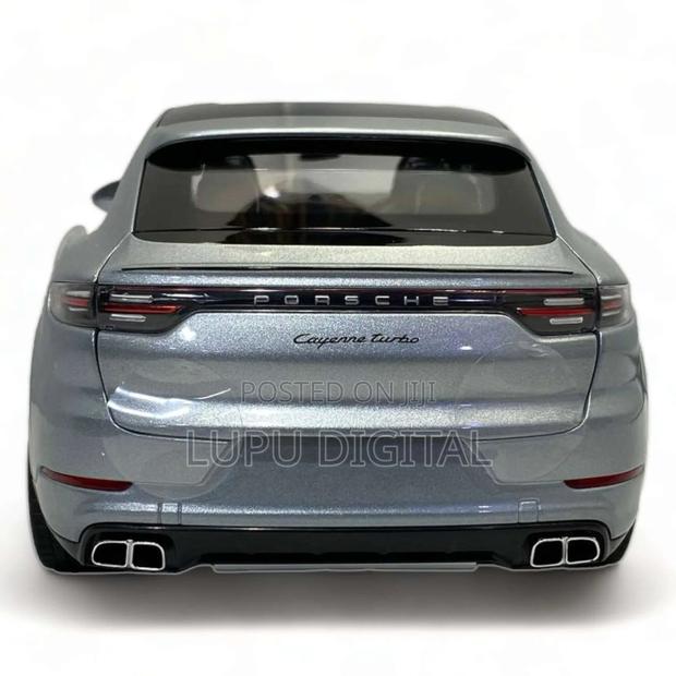 Die Cast Mode Porsche - thumbnail 3