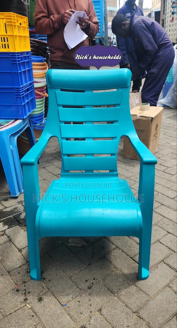 Cool Green Plastic Chair With High Backrest - main view