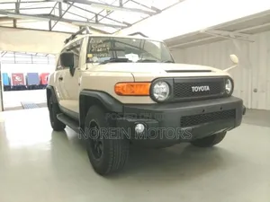 Toyota FJ Cruiser 2018 Beige