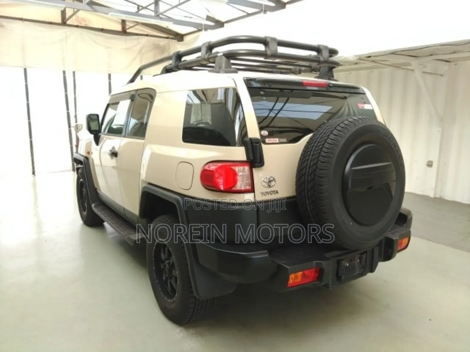 Toyota FJ Cruiser 2018 Beige