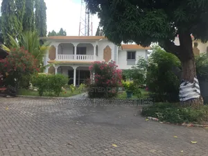 4bdrm Villa in Nyali Estate for sale