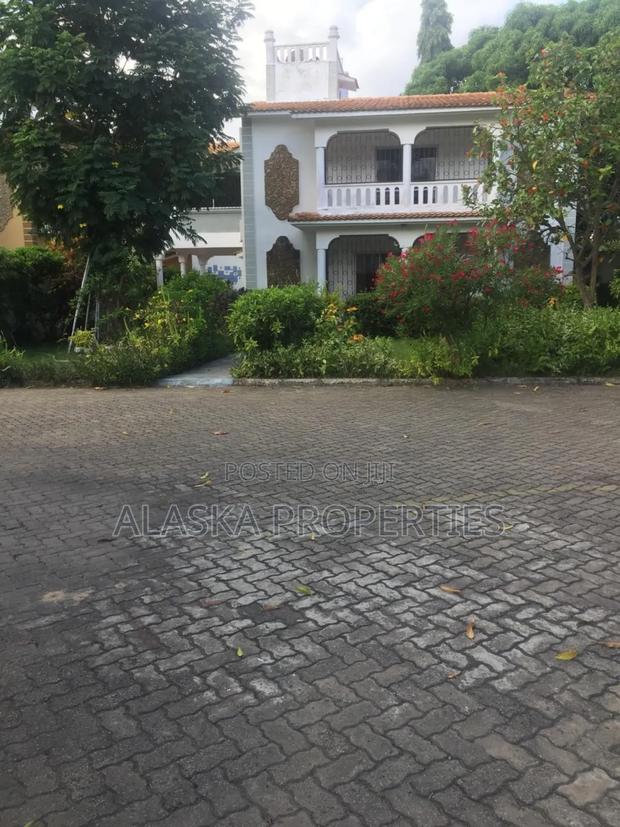 4bdrm Villa in Nyali Estate for sale - thumbnail 5