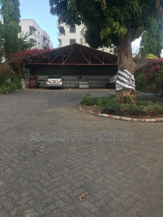 4bdrm Villa in Nyali Estate for sale - thumbnail 9