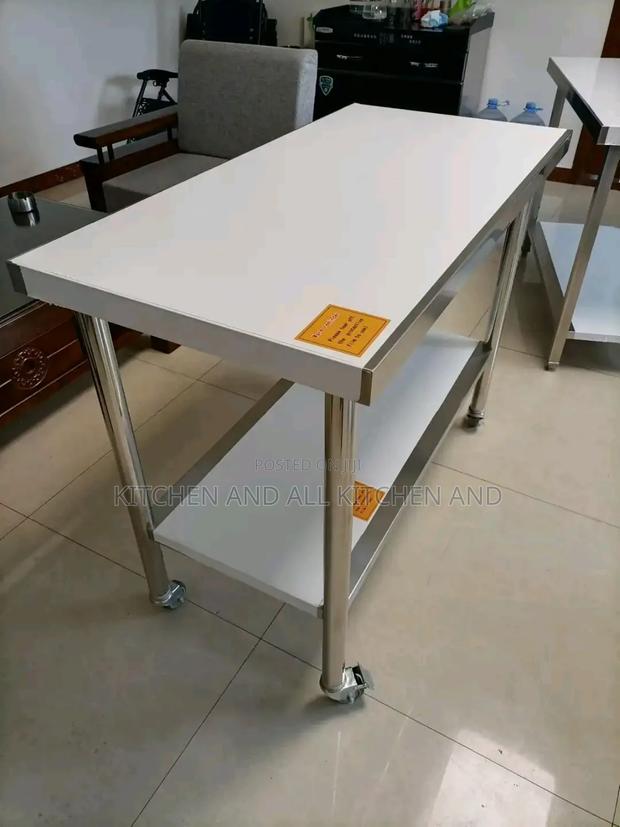 Designer Ss Kitchen Worktable
