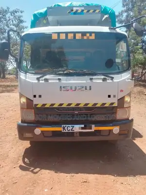 Truck for Logistic Jobs at Hand. Kikuyu/Gitaru/Regen/Rironi
