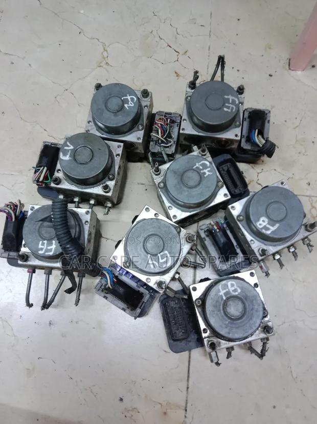 Abs Pump Toyota Noah, Fielder, Ist, Auris