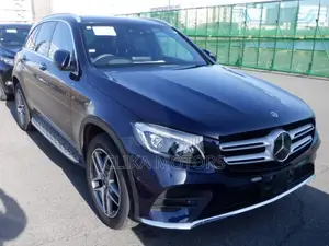 Mercedes-Benz GLC-Class 2019 Blue