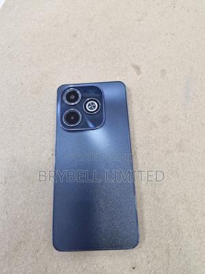 Infinix Hot 40i 128 GB Blue - thumbnail 2