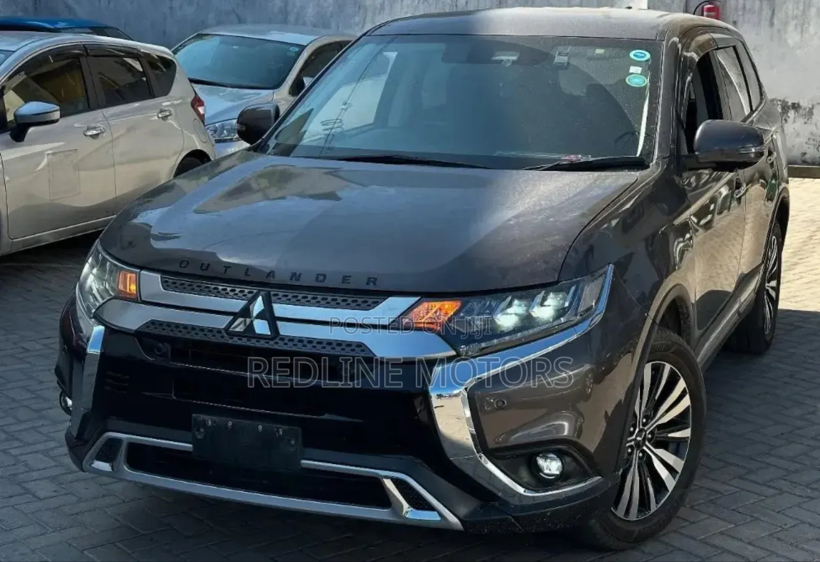 Mitsubishi Outlander ES S-AWC 2020 Brown