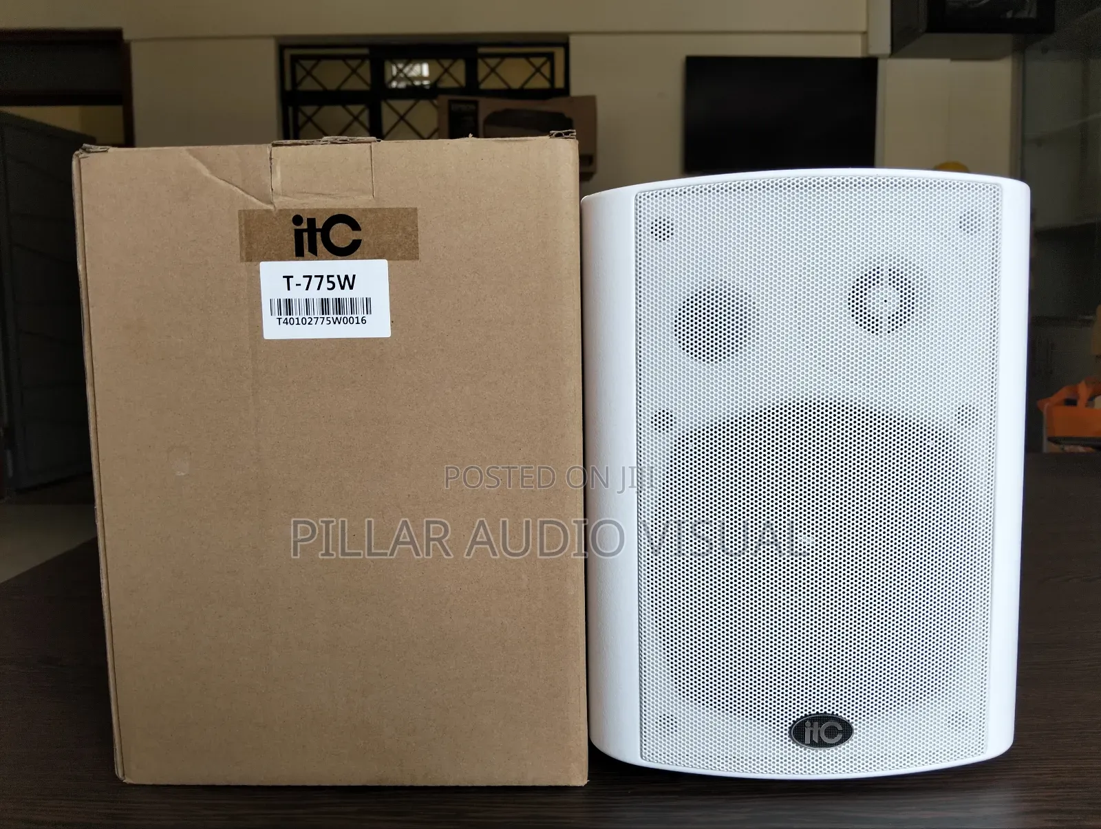 White Itc Wall Mount Ceiling Speakers, Itc T_775w